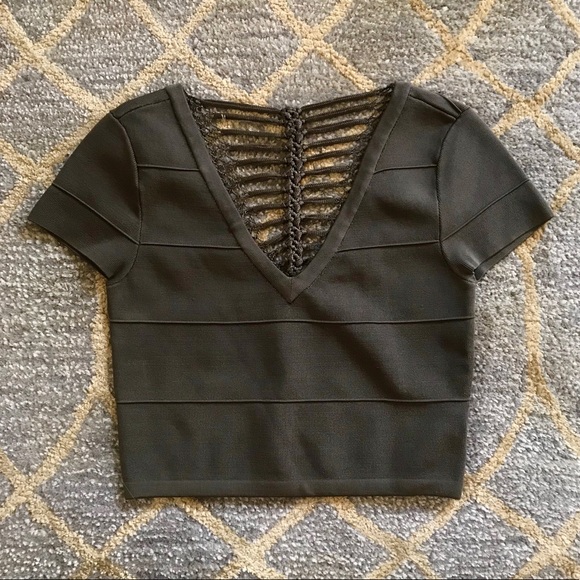 🆕 Green Bandage Crop Top - Picture 3 of 6